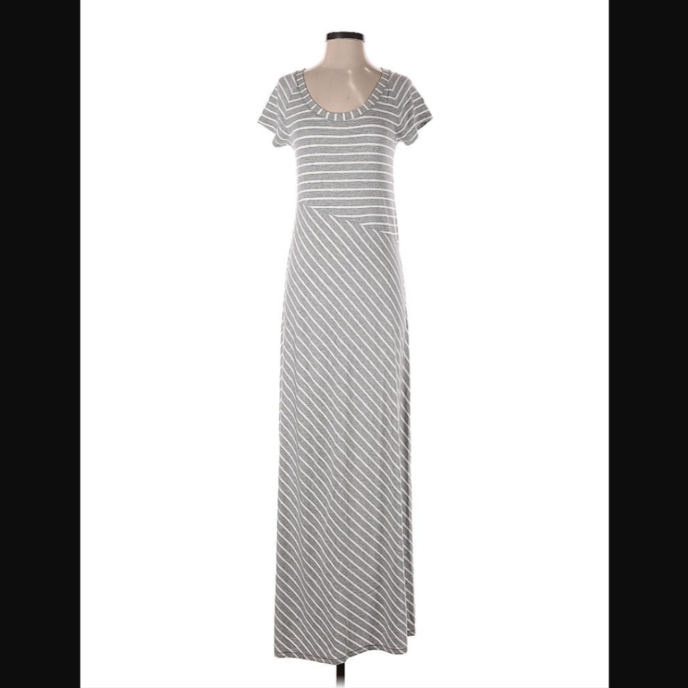 🩷Athleta Striped Maxi Dress SZ XL